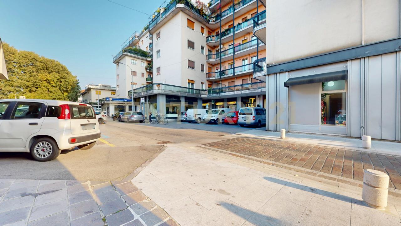 Via Martiri della Libertà, Rho, Lombardia 20017, איטליה