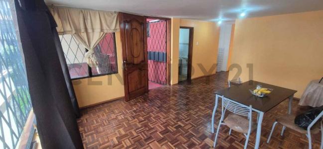 Luis A Valencia Oe4R-S24-55, Quito, Pichincha 00001, Equateur