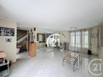 Villiers Le Bel, Île-de-France 95400, Pháp