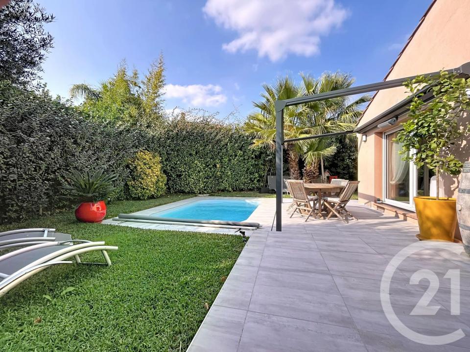 Roquebrune Sur Argens, Provence-Alpes-Côte D'Azur 83520, צרפת 