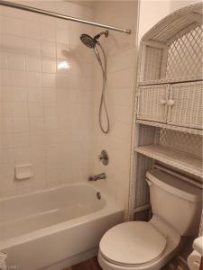 7915 Preserve CIR 222, NAPLES, Flórida 34119, Estados Unidos