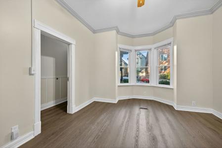 1922 N Whipple Street , 1, Chicago, Illinois 60647, Stati Uniti