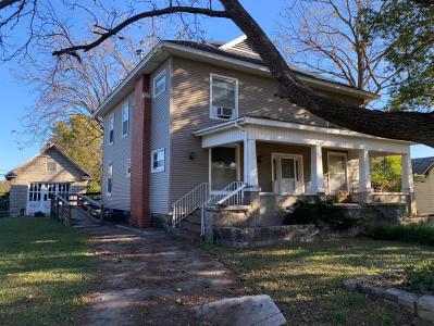 213 Jasper Street, Aurora, Missouri 65605