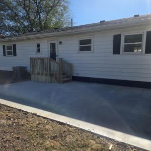 103 Givens Street, Abingdon, Illinois 61410