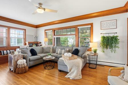 416 W Washington Blvd., Washington, Iowa 52353