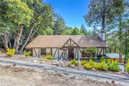 30919 All View Drive, Running Springs, 캘리포니아 92382, 미국