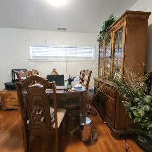 7826 W 98th Place, Hickory Hills, Illinois 60457