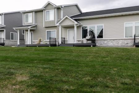 9140 Spring Crest Lane, West Des Moines, Iowa 50266, États-Unis