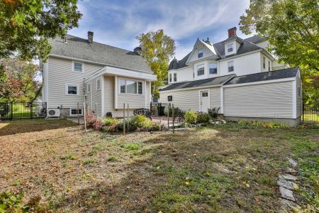 2434 Elm Street, Manchester, نيو هامبشاير 03104, الولايات المتحدة