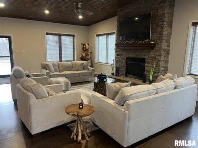 4763 State Rt 127 N, Cobden, Illinois 62920