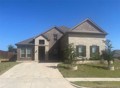 1100 Whispering Hill Drive, Mansfield, Texas 76063