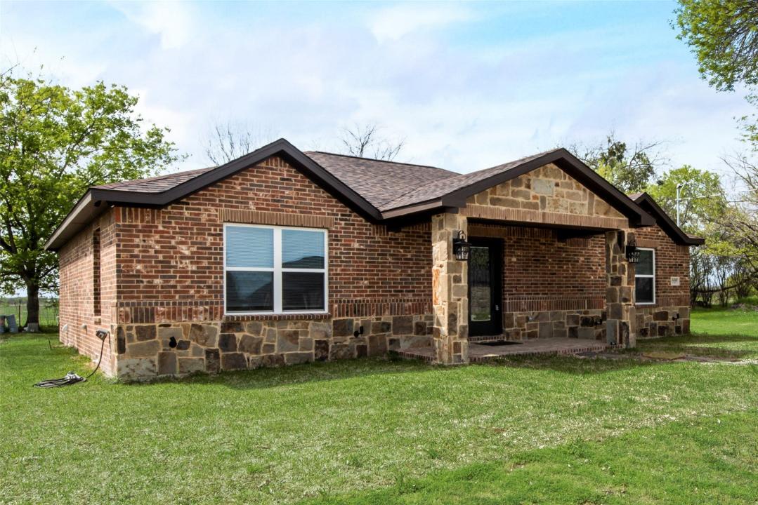 19450 Valentine Road, Kemp, Texas 75143