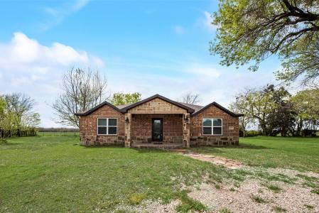 19450 Valentine Road, Kemp, Texas 75143