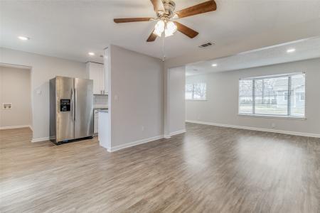 822 N Throckmorton Street, Sherman, 得克萨斯州 75090, 美国