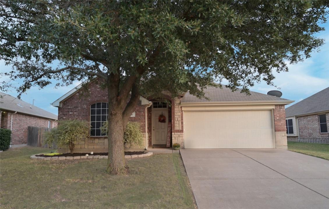 741 W Bend Boulevard, Burleson, Texas 76028, Stati Uniti