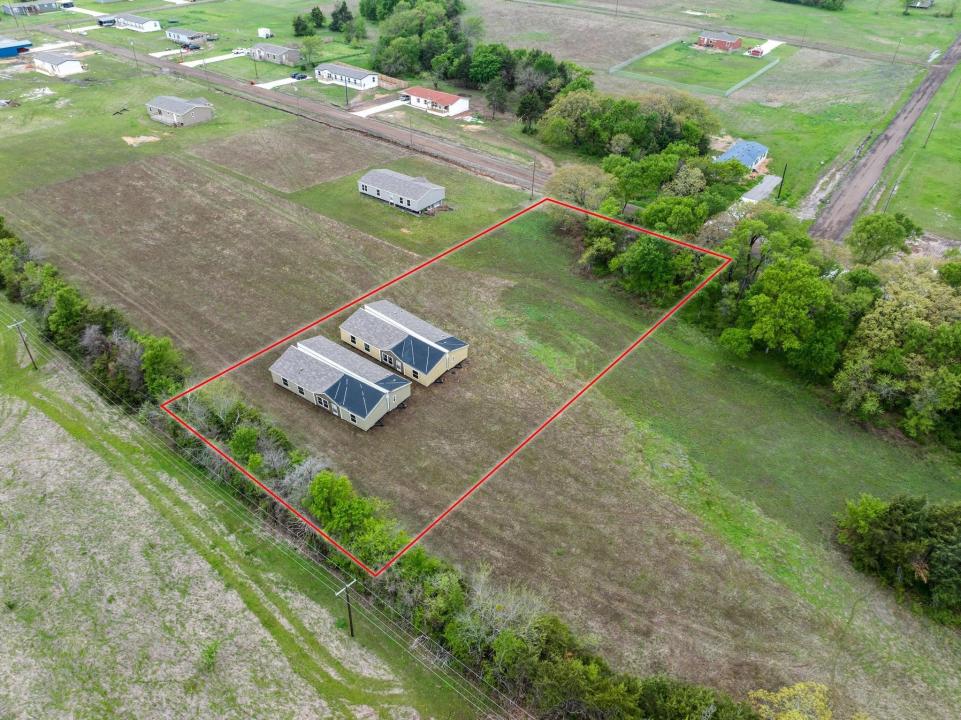 225 Largo Street, Bonham, Техас 75418, Соединенные Штаты