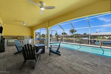 211 SE 37th Lane, Cape Coral, פלורידה 33904, ארצות הברית של אמריקה 
