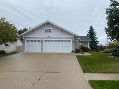 1633 3rd Street W, West Fargo, North Dakota 58078