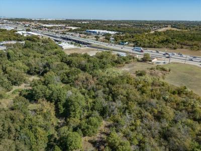 121 Little John Drive, Desoto, Texas 75115