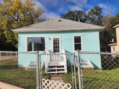 516 SW Summit, Minot, Dakota Del Norte 58701-9999, Estados Unidos