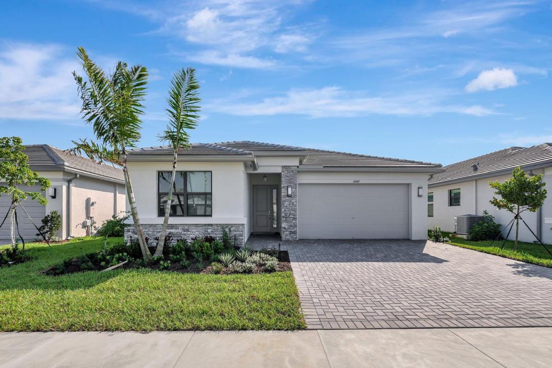 12489 SW Emerald Estuary Ter Terrace, Port St Lucie, Florida 34987