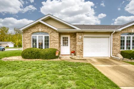 3721 Sandalwood Drive, Highland, Indiana 46322, USA