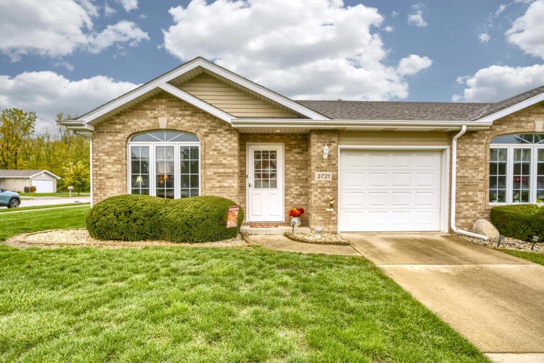 3721 Sandalwood Drive, Highland, Indiana 46322