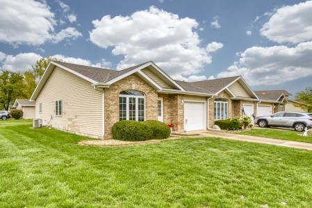 3721 Sandalwood Drive, Highland, Indiana 46322