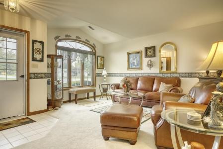 3721 Sandalwood Drive, Highland, Indiana 46322