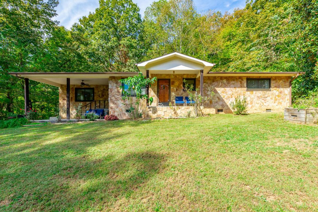 395 Dancing Fern Road, Sequatchie, Tennessee 37374