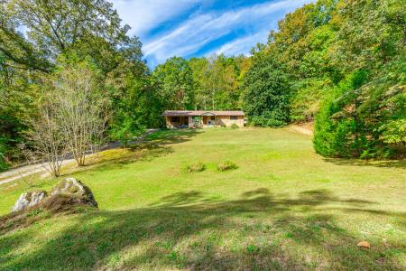 395 Dancing Fern Road, Sequatchie, Tennessee 37374