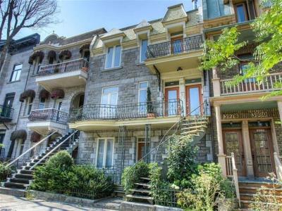 3972 Rue St-Hubert, Montréal (Le Plateau-Mont-Royal), Quebec H2L 4A5, Canada