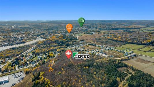 Ch. Bellevue, Mont-Laurier, Quebec J9L 3G4, Canada