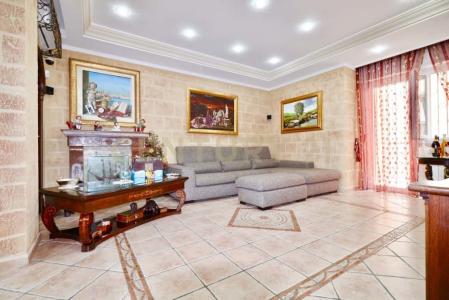 Via Villagrazia, Palermo, Sicilia 90100, Italia