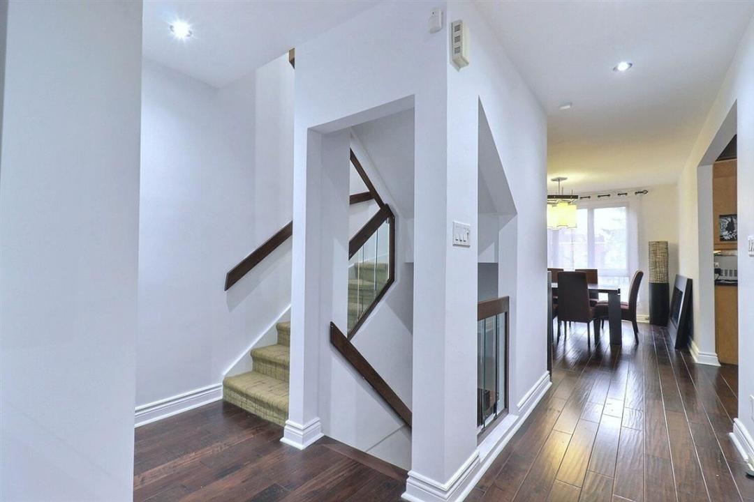 5480 Rue Vézina, Montréal (Côte-des-Neiges/Notre-Dame-de-Grâce), Квебек H3X 1A4, Канада