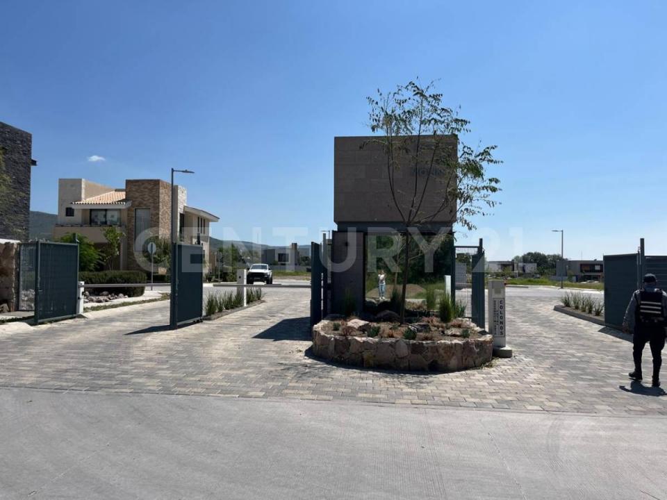 VALLES DEL MOLINO B 110,, León, Guanajuato 37138, Mexico