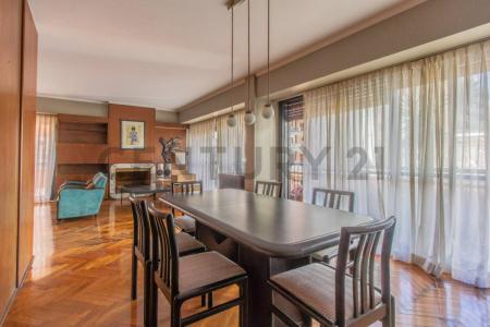 M. T. de Alvear 1200, Retiro, Capital Federal 1058, Argentine