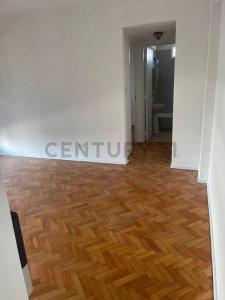 Cuenca 3446, Villa Del Parque, Capital Federal 1417, Argentina