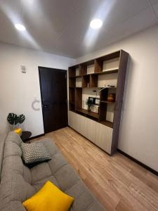 Calacoto calle 22 casi esquina Montenegro Piso 1 Depto G1 , La Paz, La Paz 00001, Bolivia