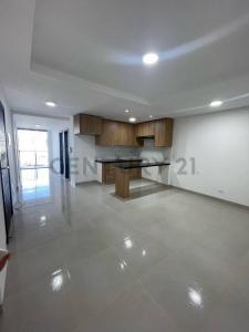 EDIFICIO STANZA , Equipetrol, Santa Cruz 00001, 玻利维亚