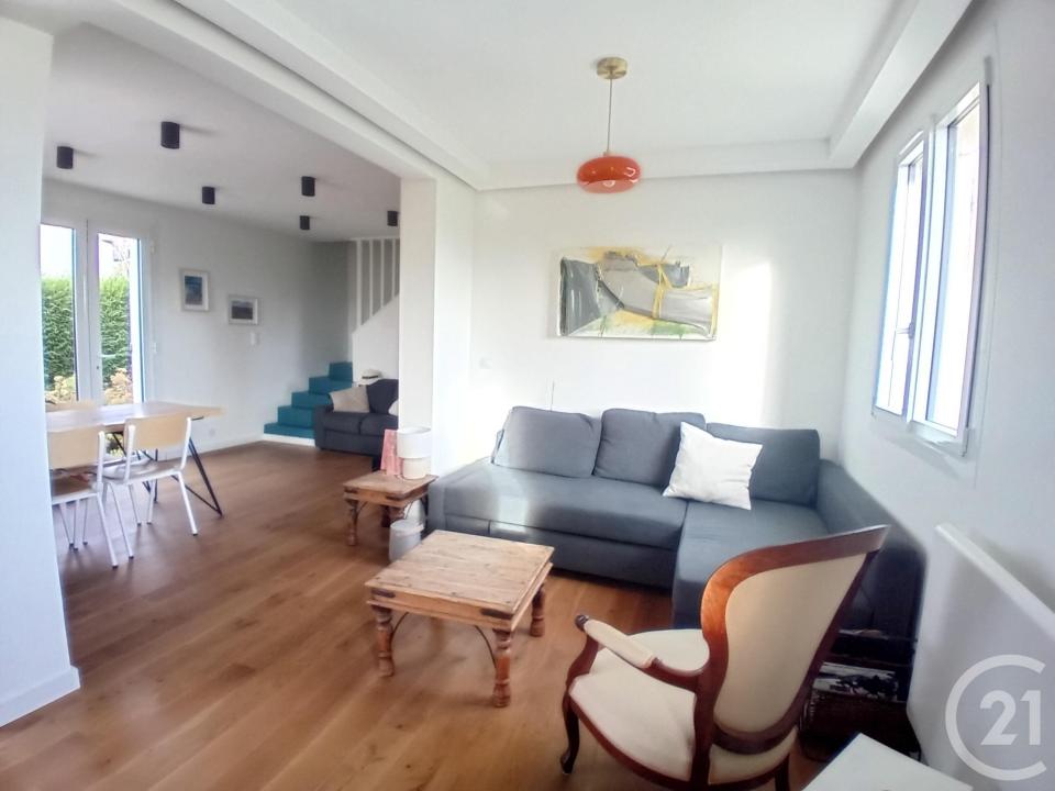 Ver Sur Mer, Basse-Normandie 14114, Pháp