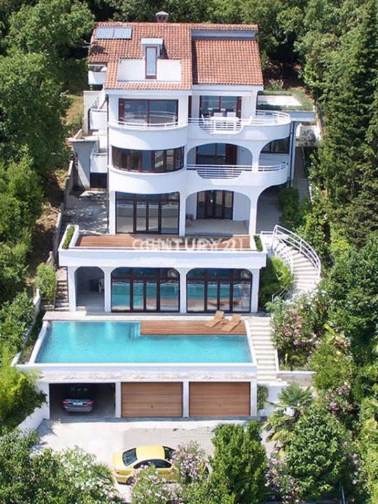 Opatija, Opatija, Primorsko-goranska Županija 52440, Словения