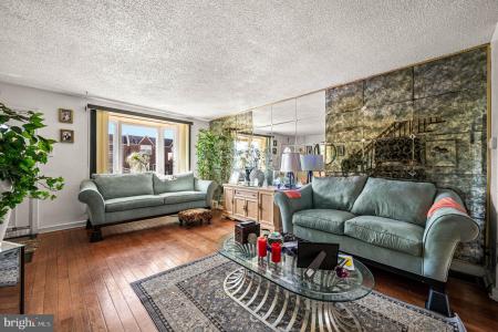 8433 PROVIDENT STREET, PHILADELPHIA, Pennsylvania 19150, Estados Unidos