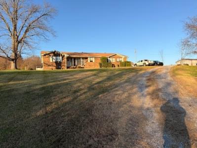 779 Oakdale Rd, Уэстморленд, Теннесси 37186, Соединенные Штаты