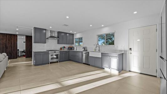 6381 Marvin Drive, Yucca Valley, California 92284, Stati Uniti