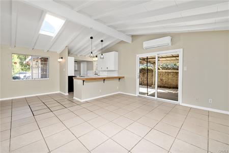 905 N Holly, Anaheim, 加利福尼亚州 92801, 美国