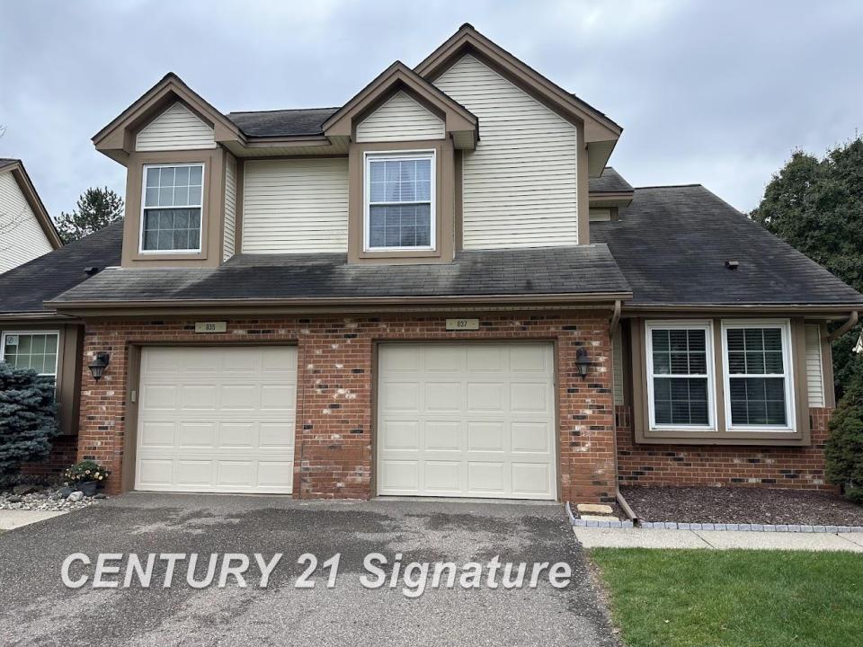 837 Whisperwood, Fenton, Michigan 48430, USA