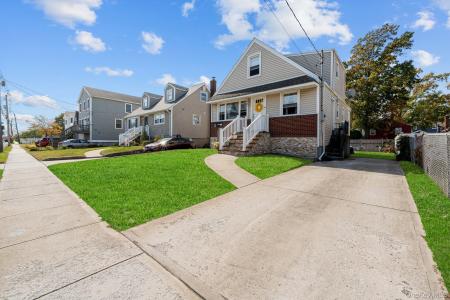 310 Miller Avenue, Freeport, Нью-Йорк 11520, Соединенные Штаты