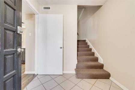 520 E Avenue J , C, Grand Prairie, Texas 75050, Stati Uniti