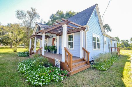 803 Austin Street, Richmond, Texas 77469